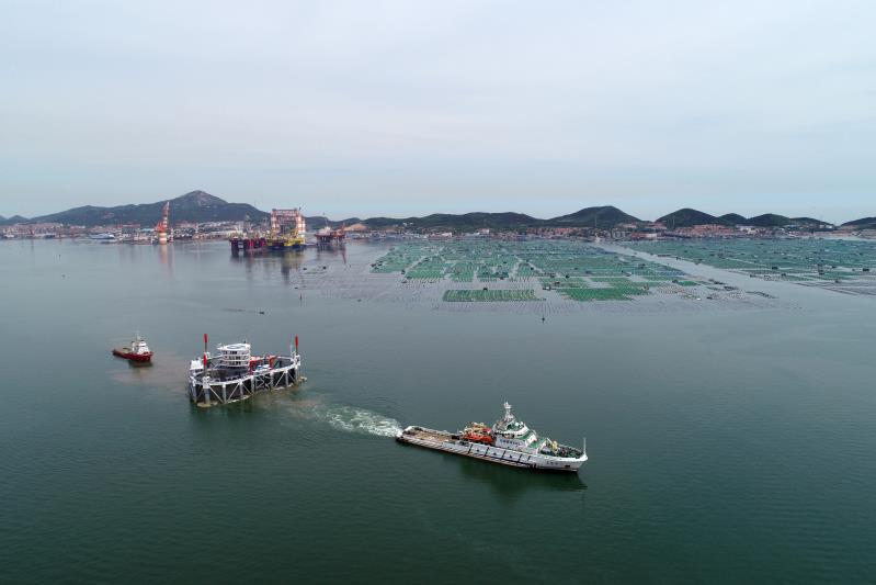 大型现代化海洋牧场综合体"耕海1号"