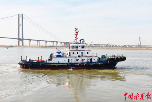 镇江船厂顺利出厂3824kW全回转拖船——中国水运网