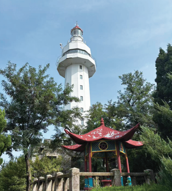 千年芝罘湾百年烟台港(图1)