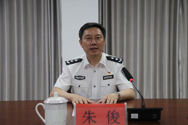 长航公安局朱俊局长到安庆分局调研指导工作