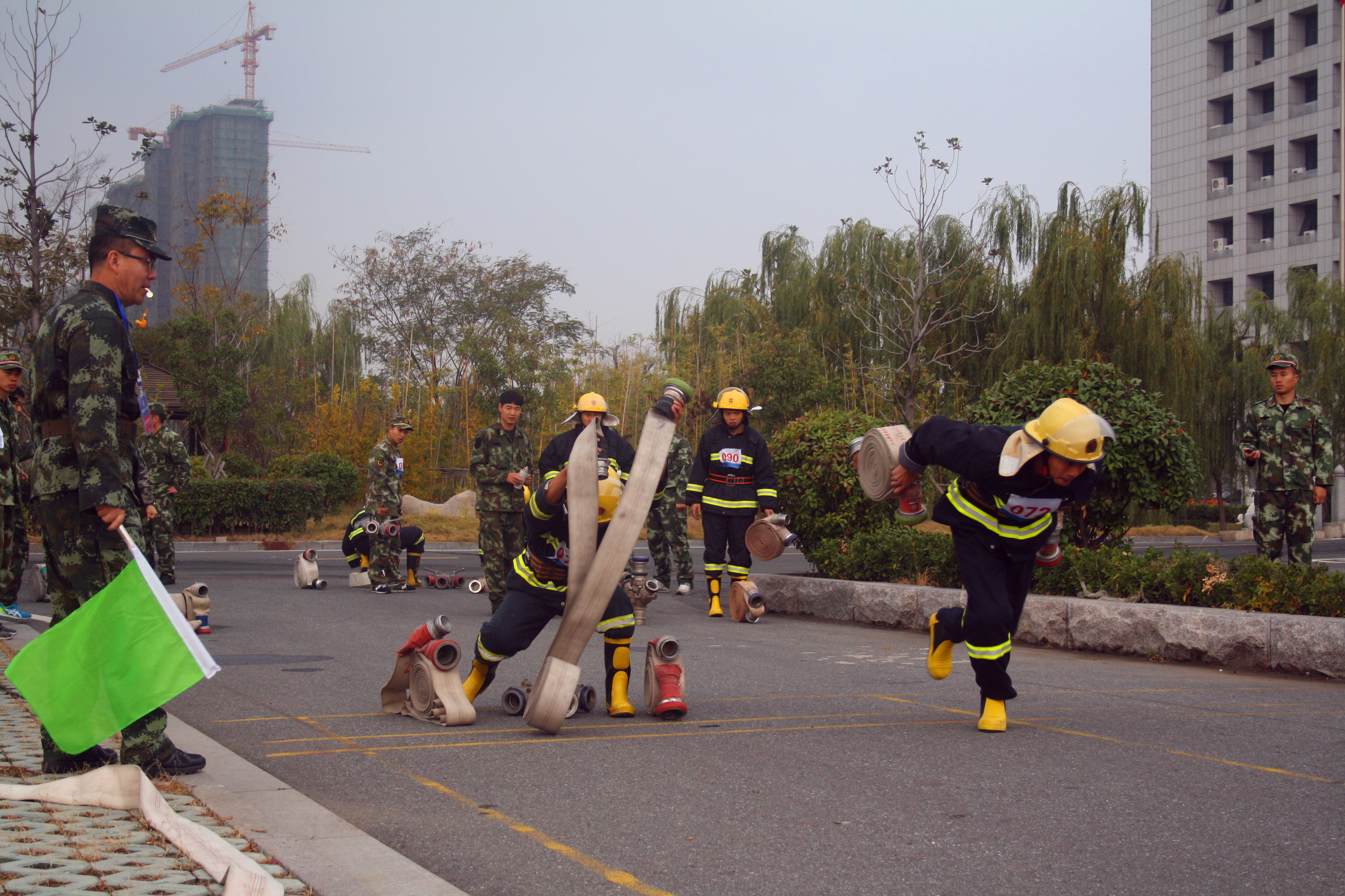 连云港港公安消防支队夏季岗位技能大练兵如火如荼