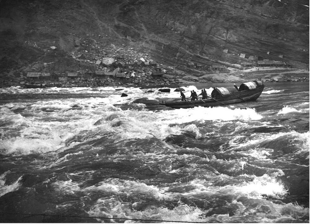 长江绿动| 光影流年忆通航