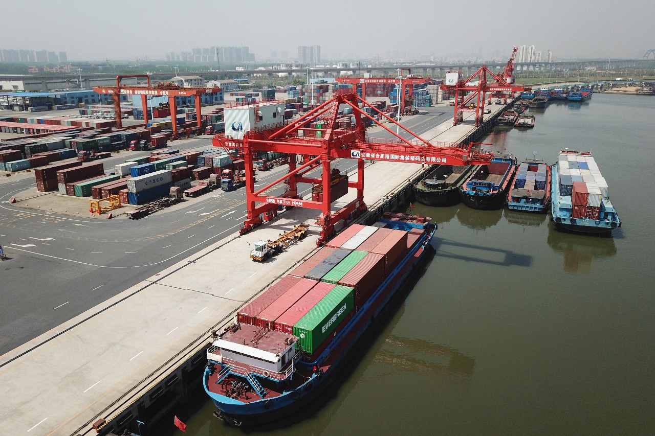 合肥港国际集装箱码头图片
