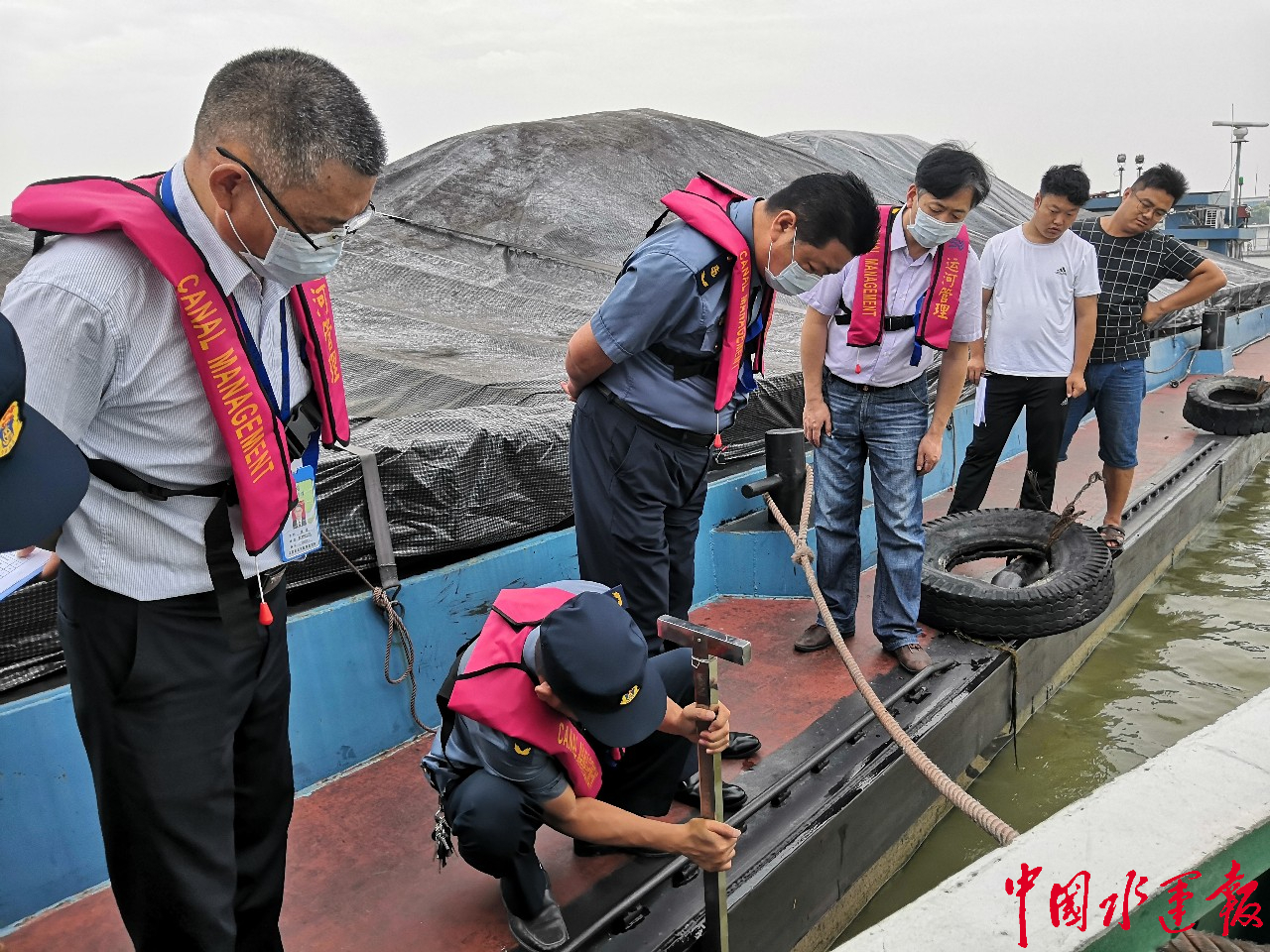 严控船舶吃水 保障航行安全