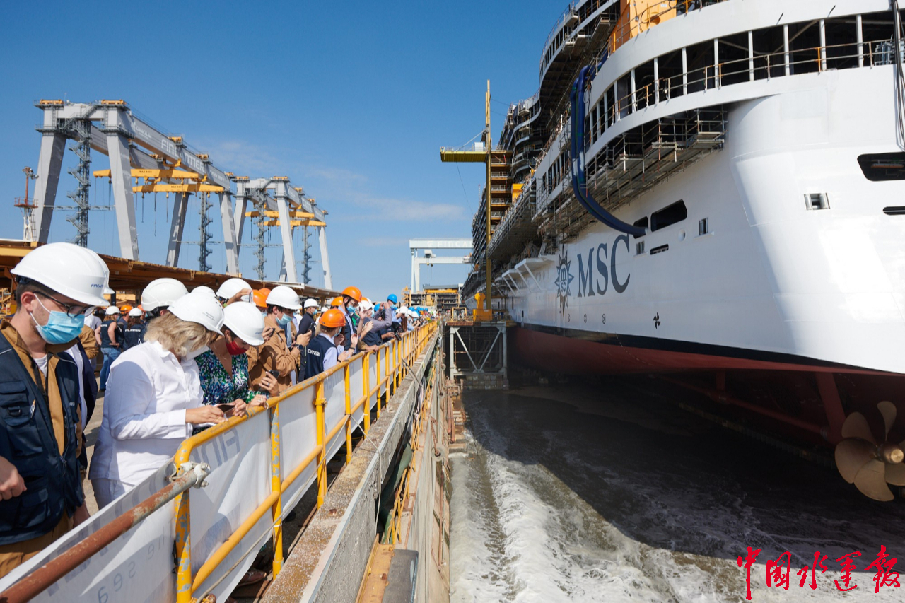 msc地中海海际线号(msc seashore)浮水出坞--中国水运网