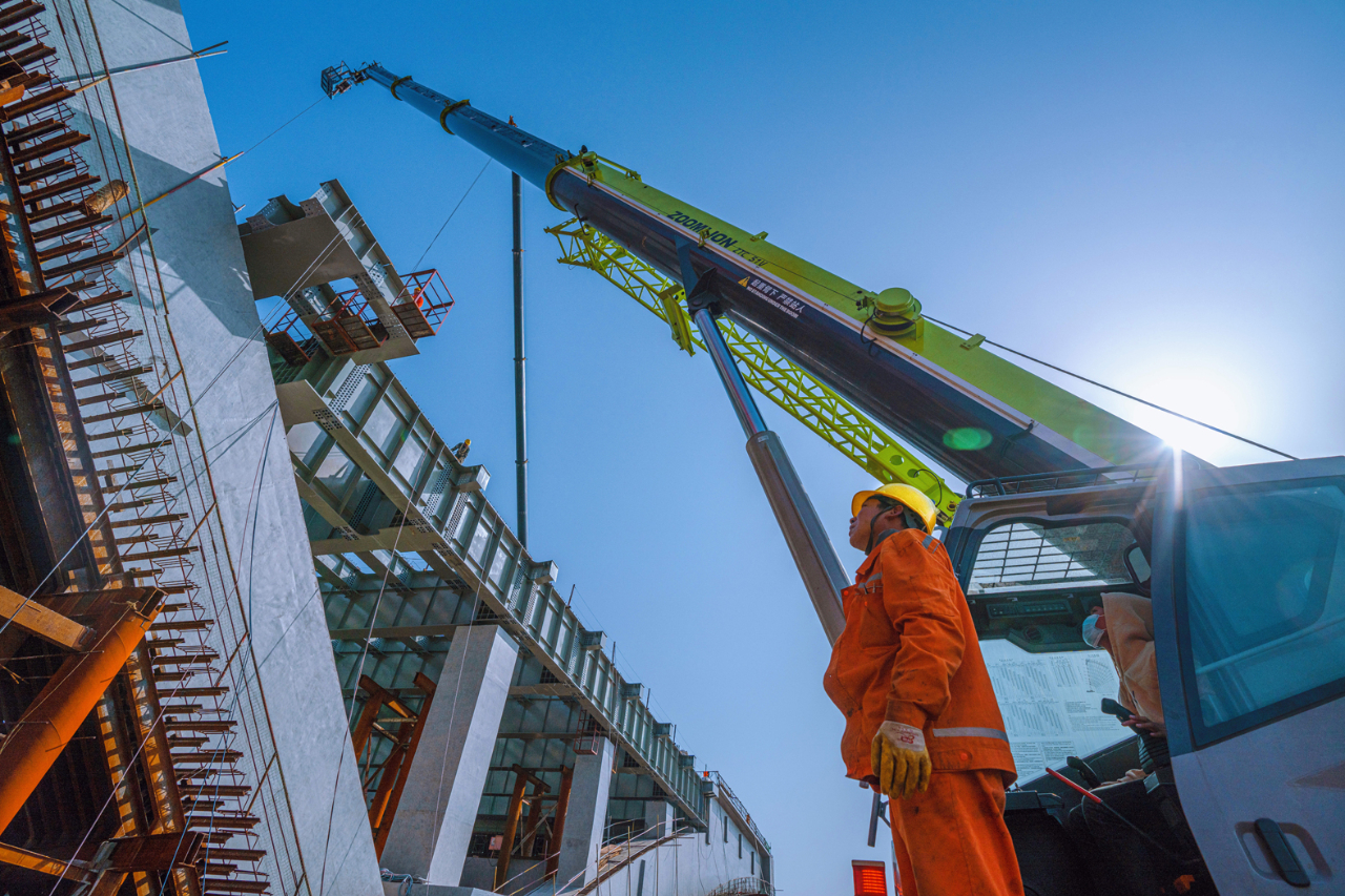王安石抚河特大桥建设者