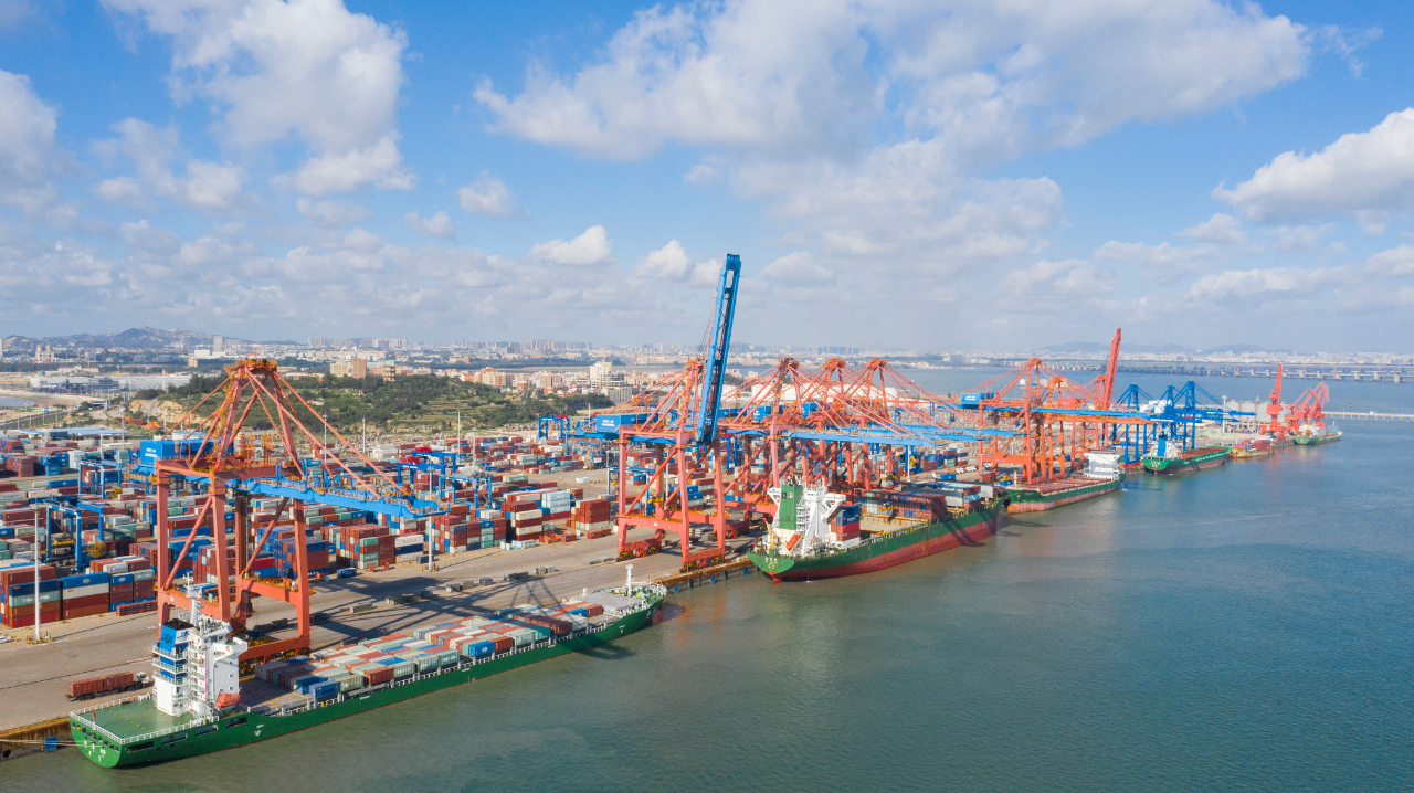 喜看水运的"红金蓝绿"