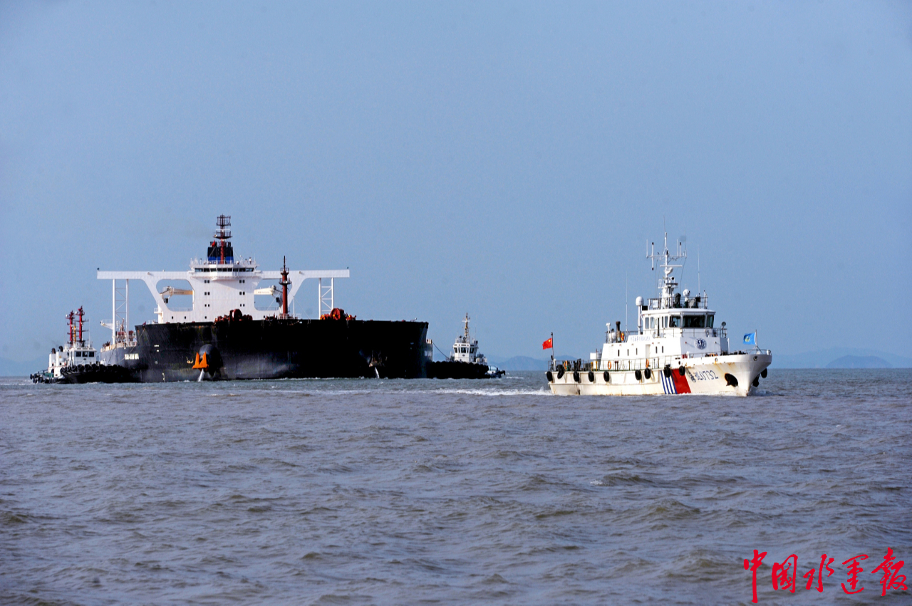 "岱领"铁军创一流0202——舟山岱山海事处党支部在蓝海筑起红色