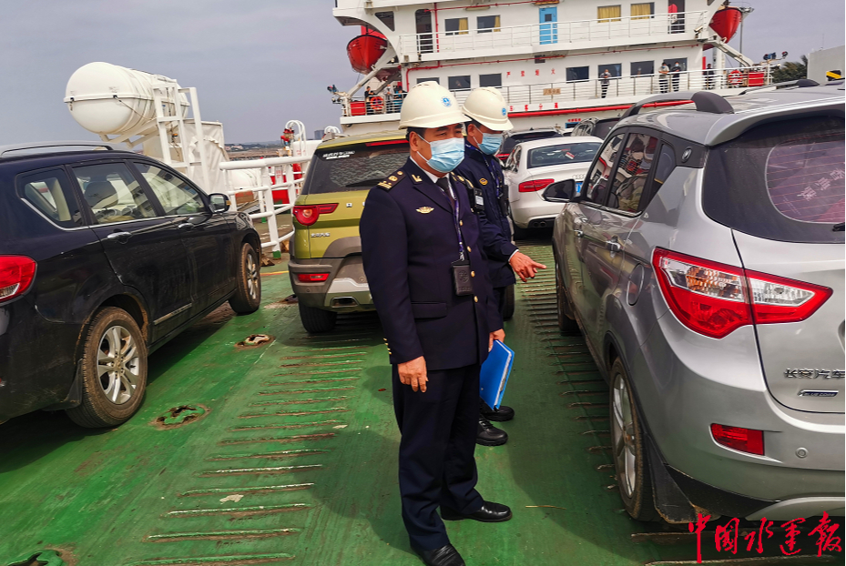此外,湛江海事部门还联合海警,交通,渔政部门,对琼州海峡北岸徐闻港