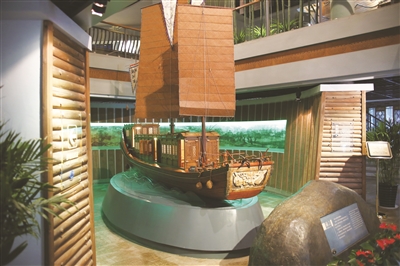 9米,由嘉兴船文化博物馆参照明代宋应星《天工开物》文献记载,按照1:4