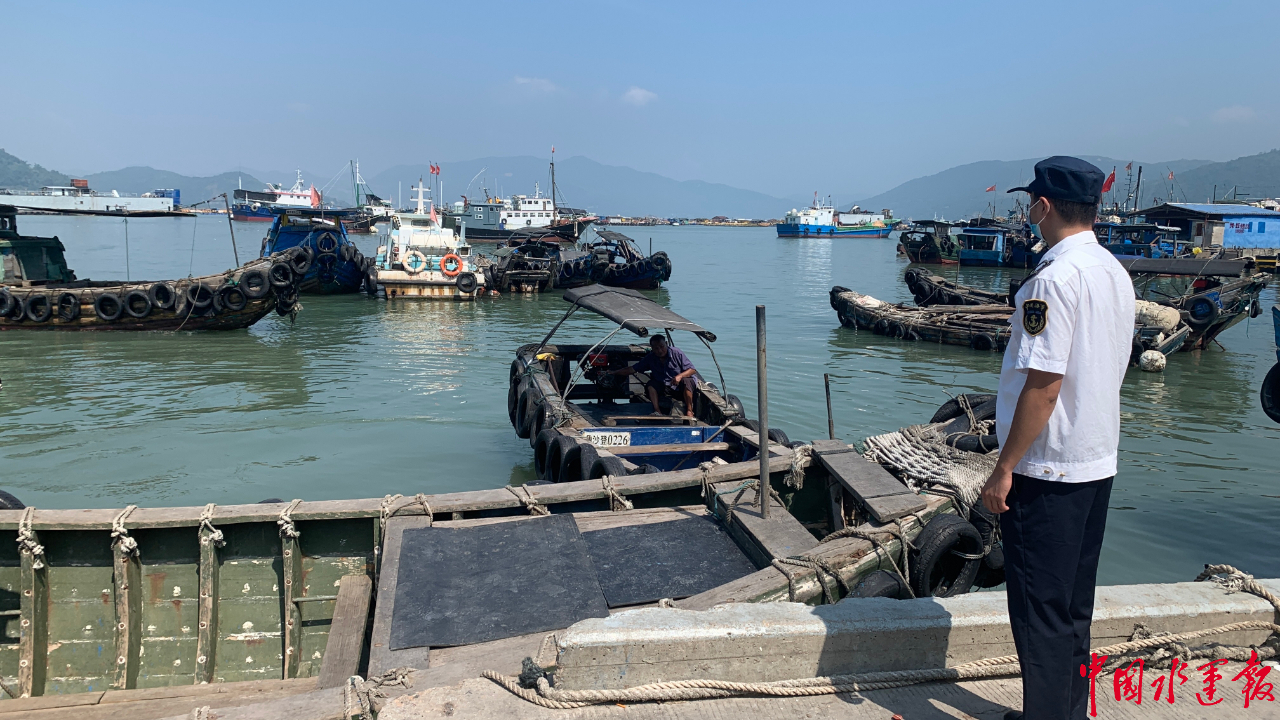 防患未然宁德福鼎海事处及时制止非标船非法载客行为