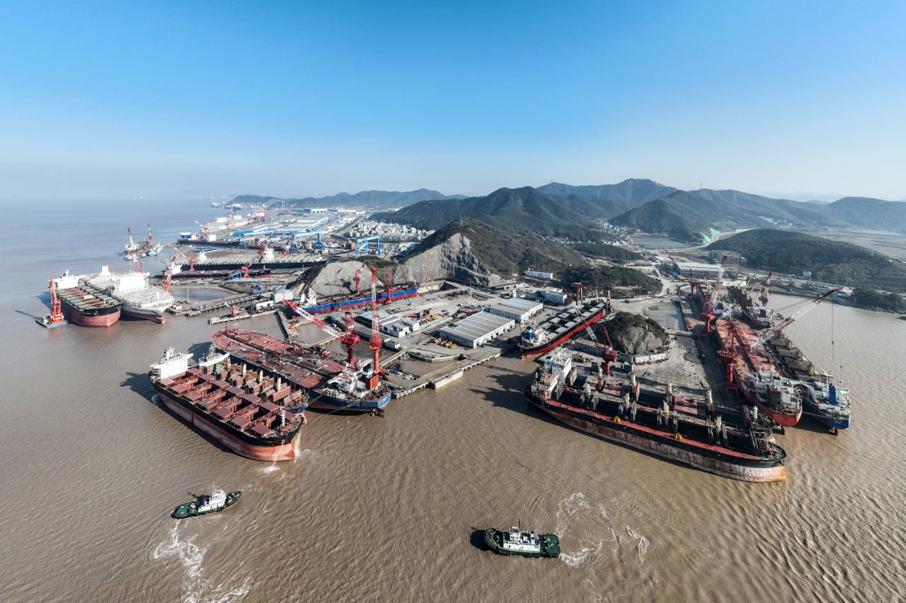 浙江舟山六横船修逆势增长