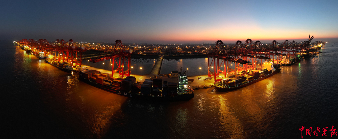 上海外高桥口岸上半年出入境船舶创近5年新高