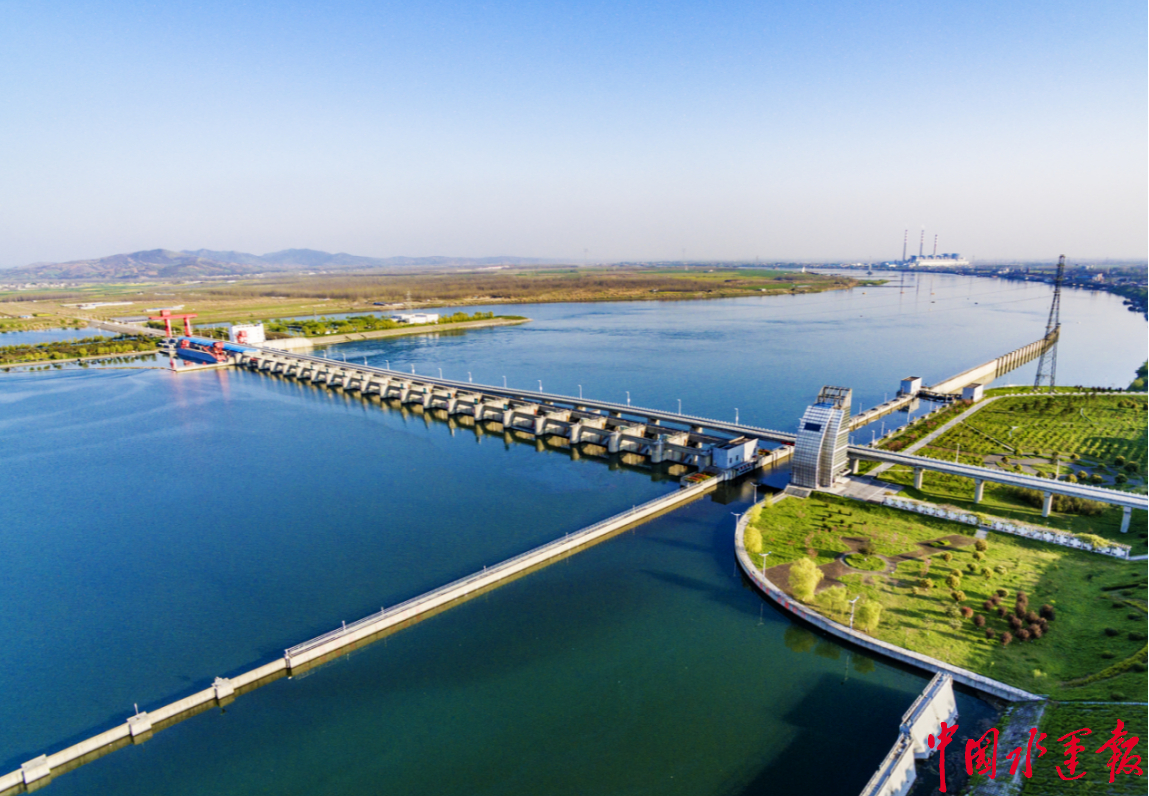 襄阳汉江崔家营航电枢纽船闸首次停航大修