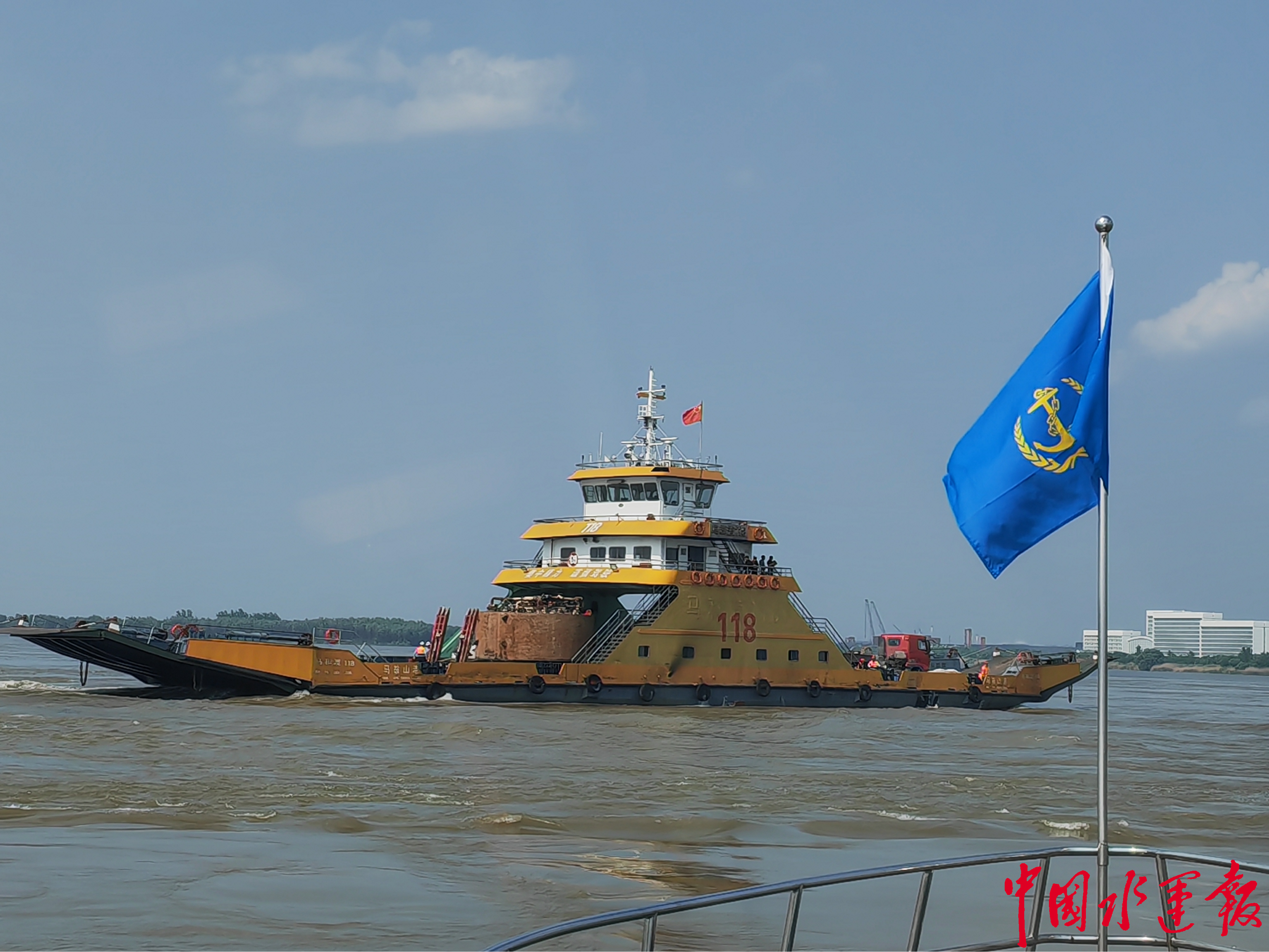 盾构机组件顺利运出!南京海事局为供水工程建设保驾护航